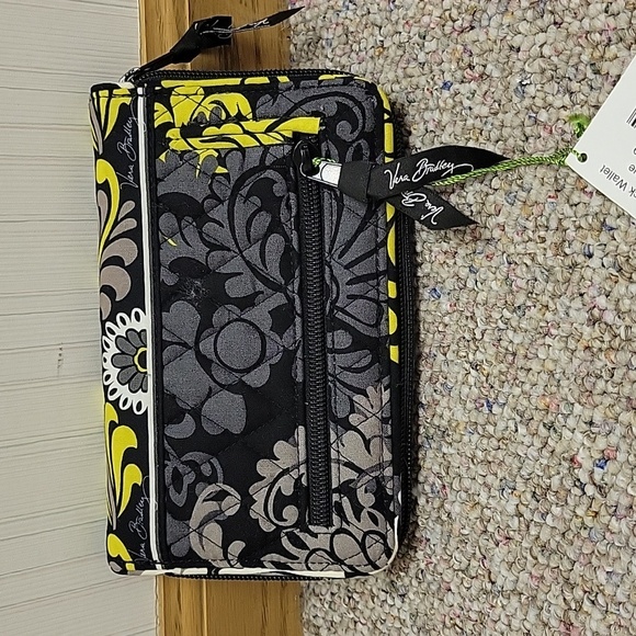 Vera Bradley Black and Yellow Floral Baroque Turn Lock Women's Wallet NWT - Picture 2 of 6